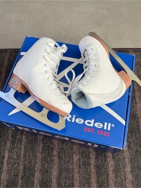 Riedell Ice Skates Sparkle Ice Blue White 12 Junior Medium